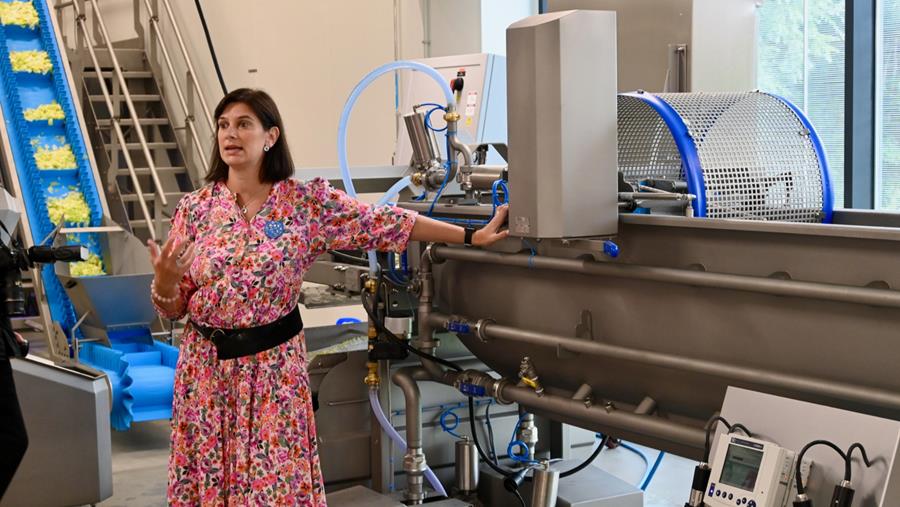 UN LABORATOIRE D'EXPÉRIMENTATION POUR LA TRANSFORMATION DES LÉGUMES ET DES POMMES DE TERRE