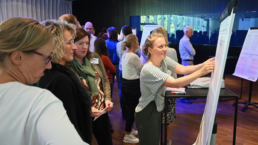 Lezingen, infostands en interactie op Hygiene for Food