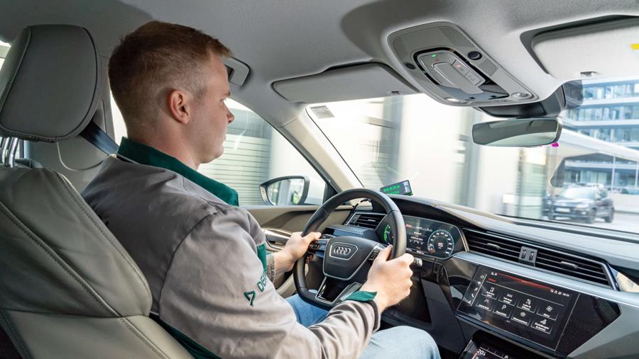 Batterijen van EV's duurzamer dan consumenten soms vrezen